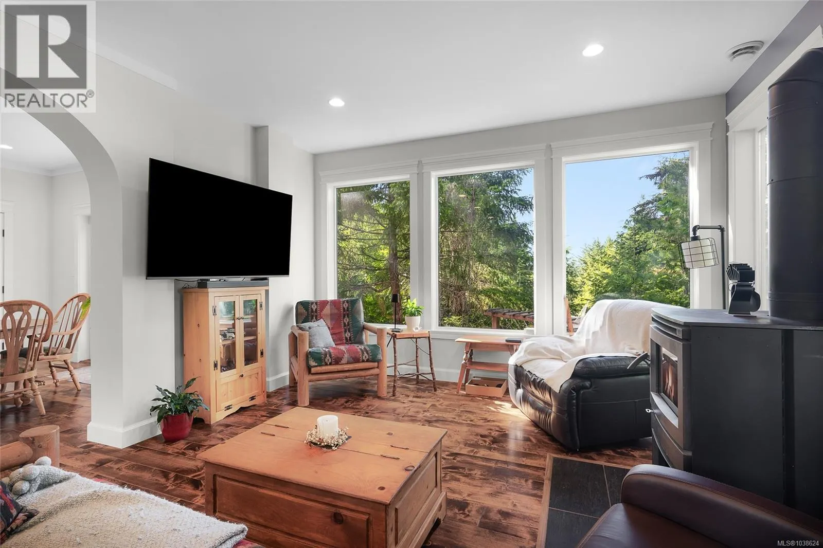 1571 Meadowood Way