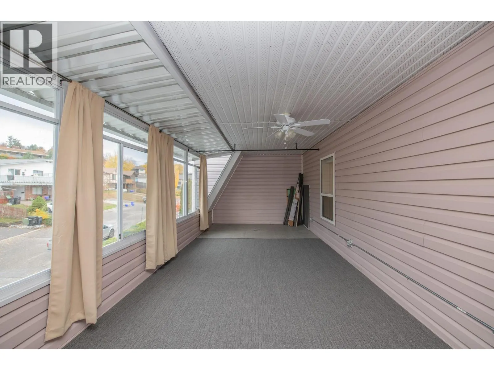 3929 22 Avenue Unit# 309
