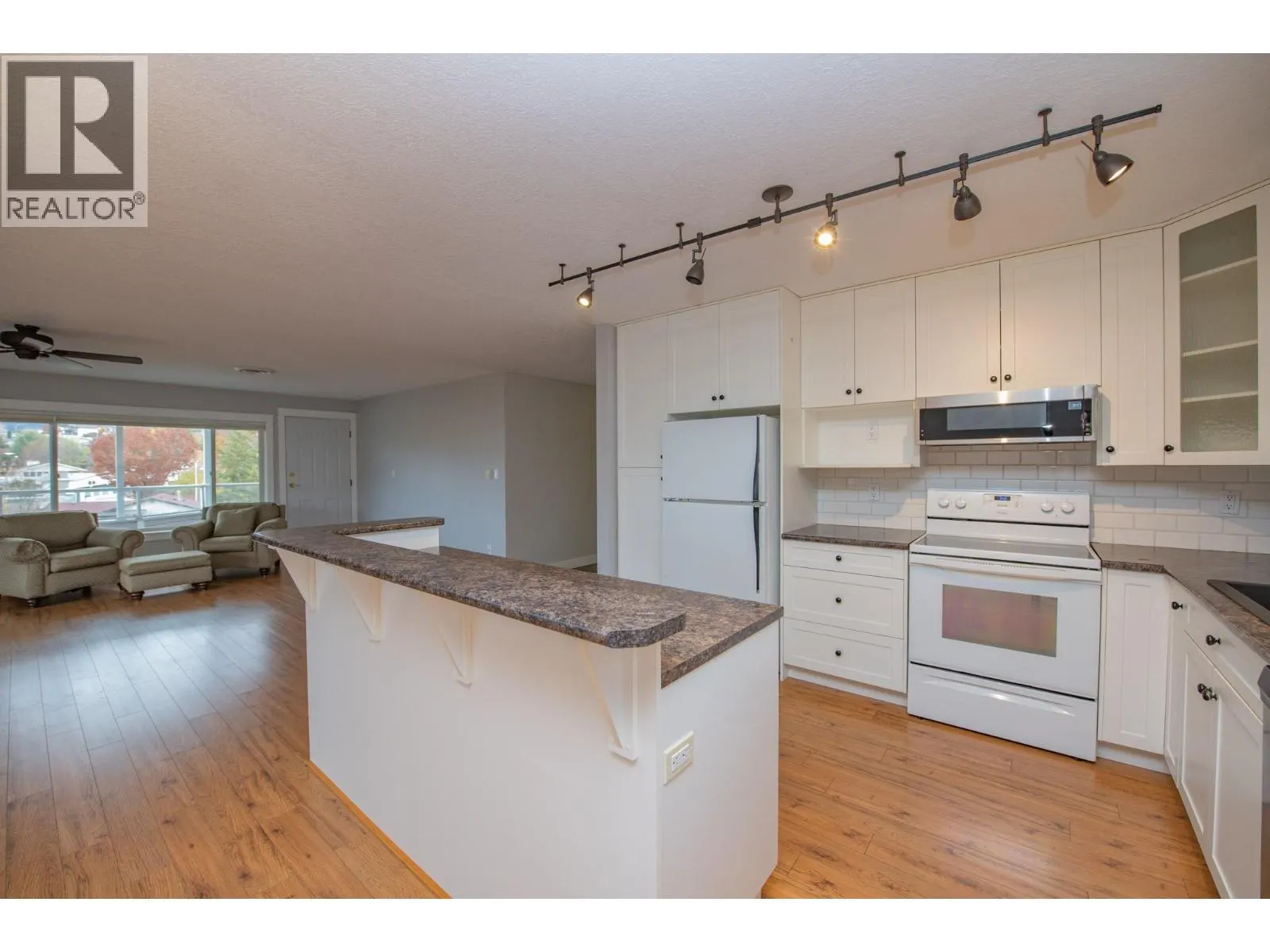 3929 22 Avenue Unit# 309