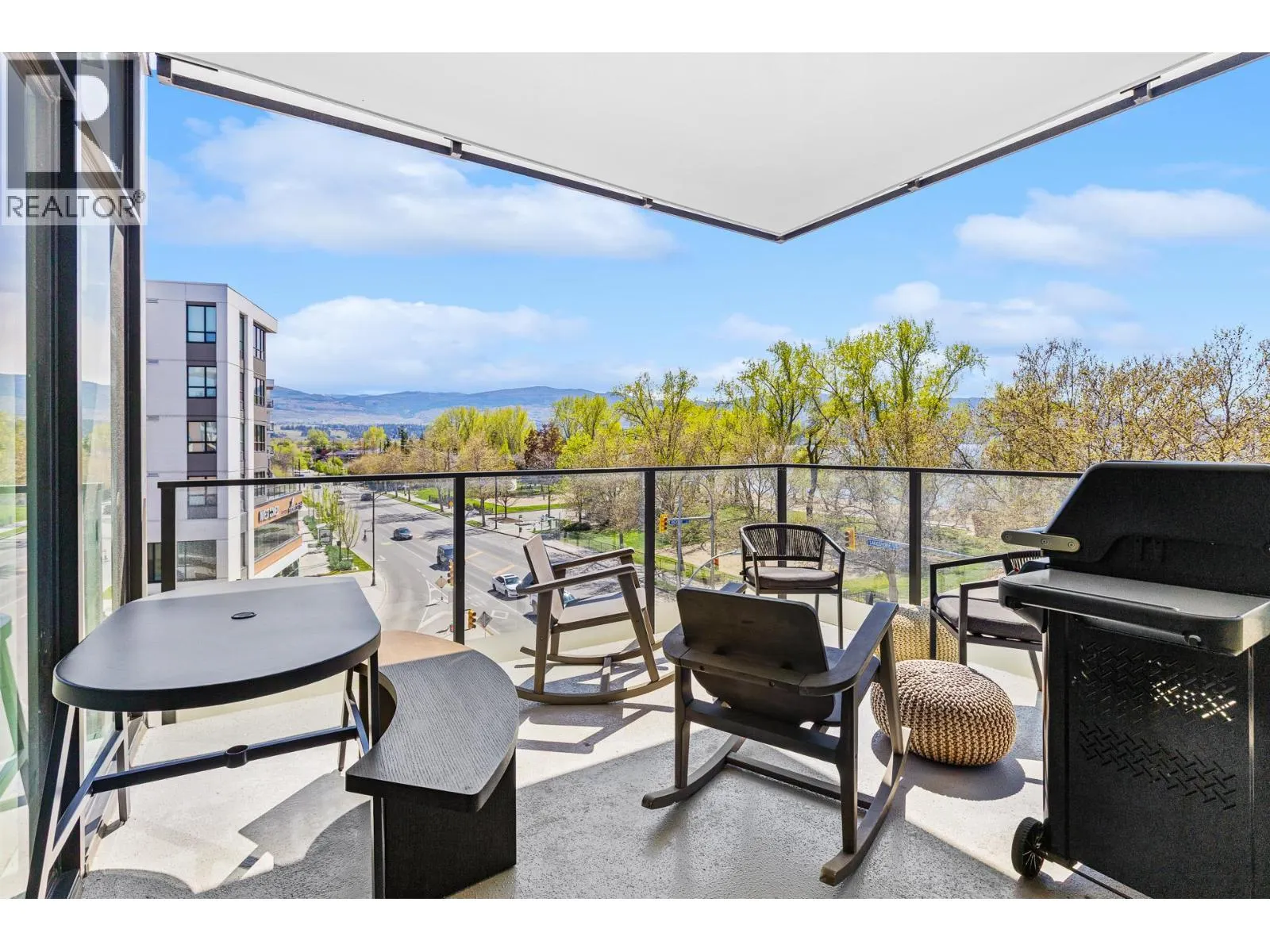 3409 Lakeshore Road Unit# 407