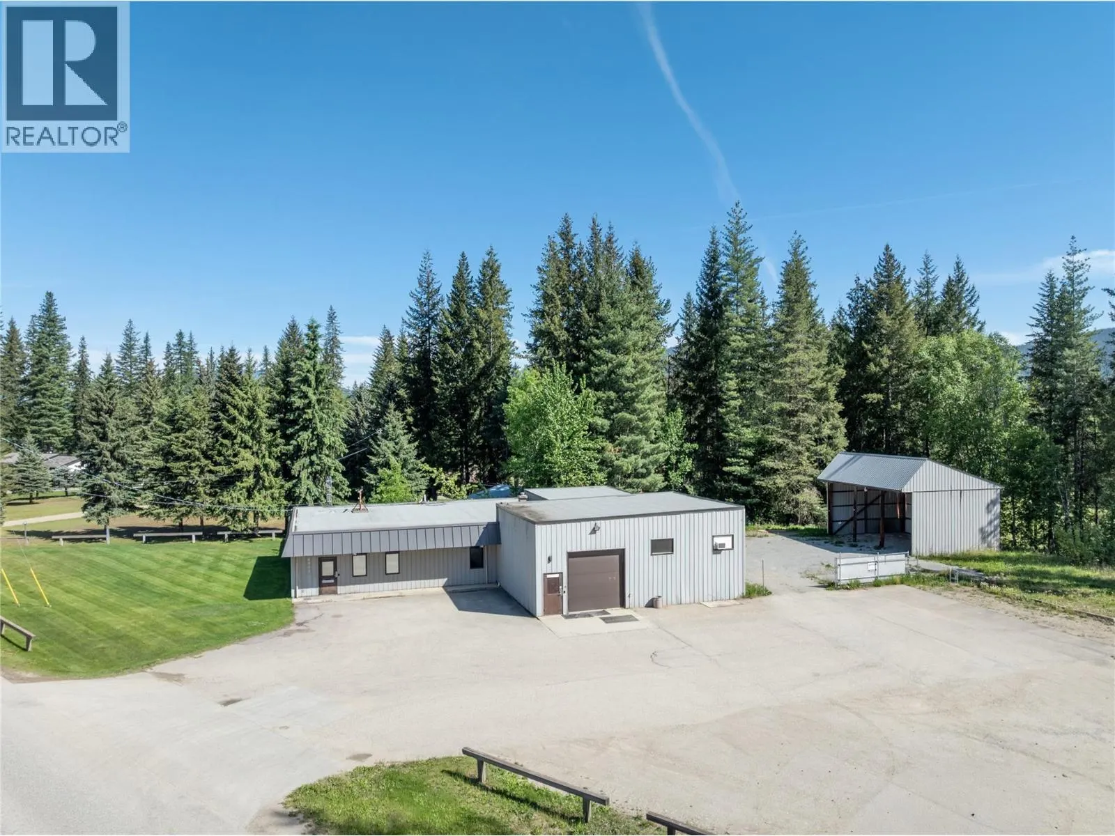 4901 Auto Road SE