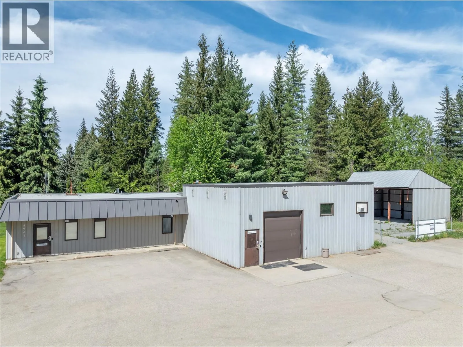 4901 Auto Road SE