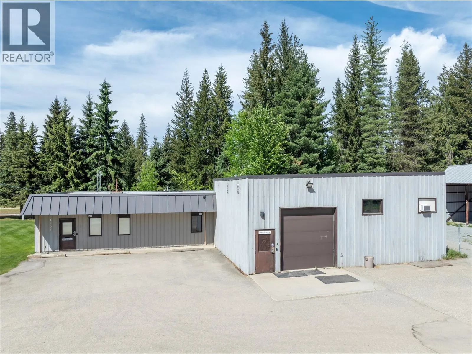 4901 Auto Road SE