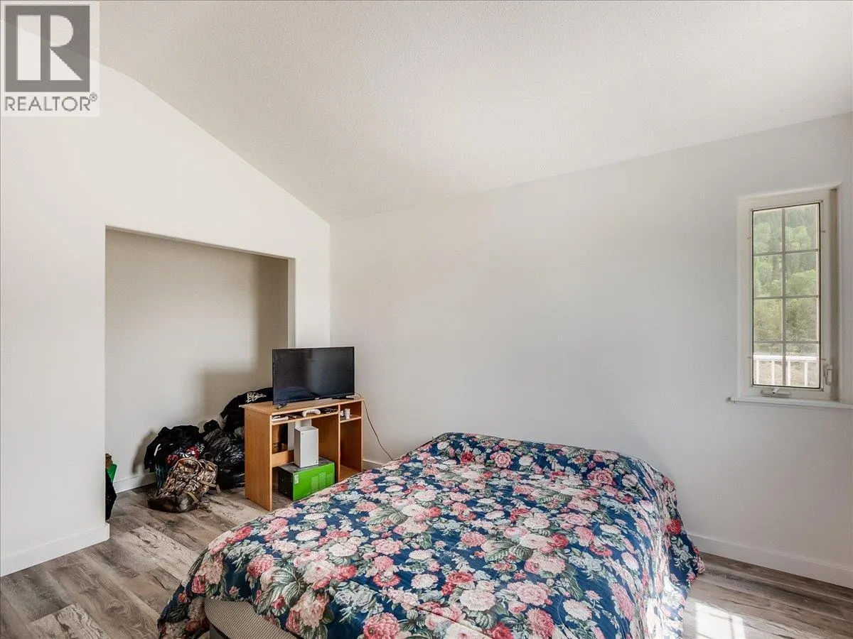 786 PRAIRIE Road