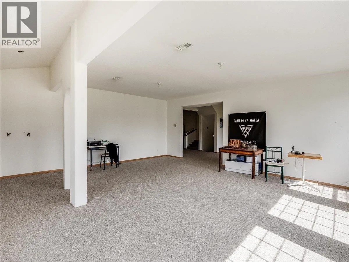 786 PRAIRIE Road