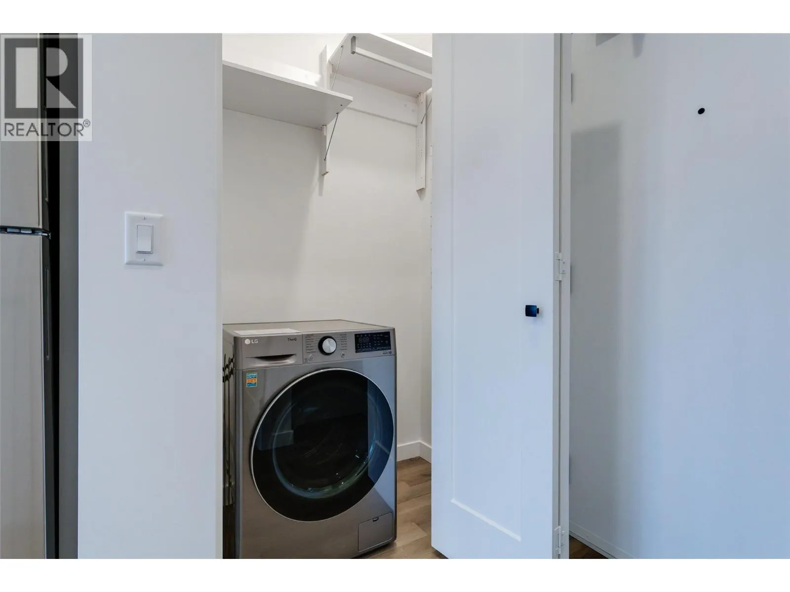 1274 Devonshire Avenue Unit# 307 Lot# 32