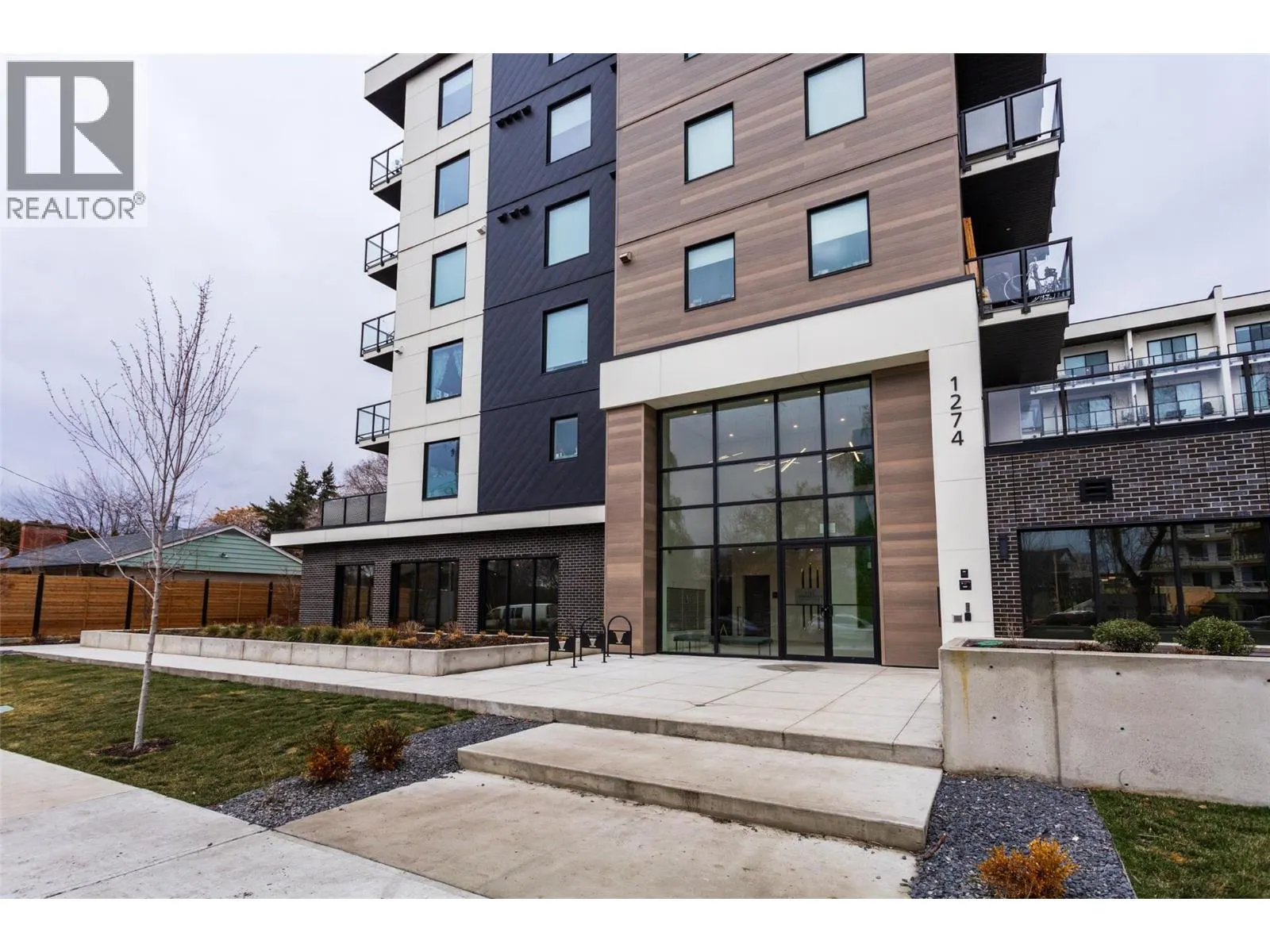 1274 Devonshire Avenue Unit# 307 Lot# 32