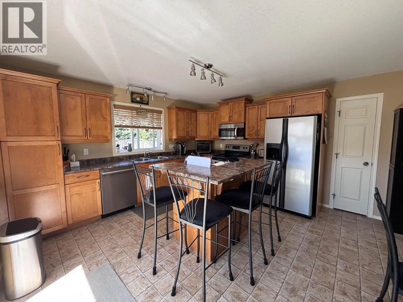 3230 Beadman Road