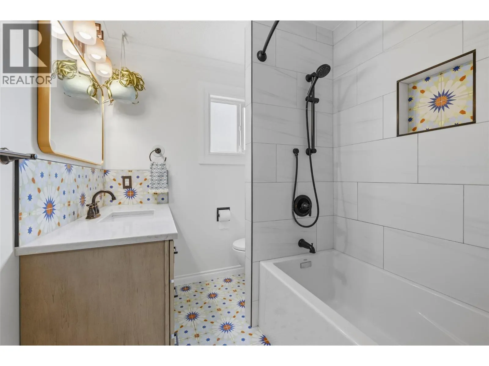3135 Walnut Street Unit# 2
