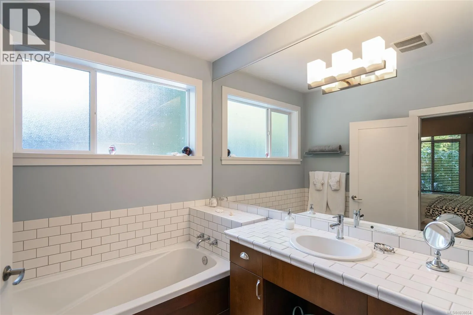 53 1059 Tanglewood Pl
