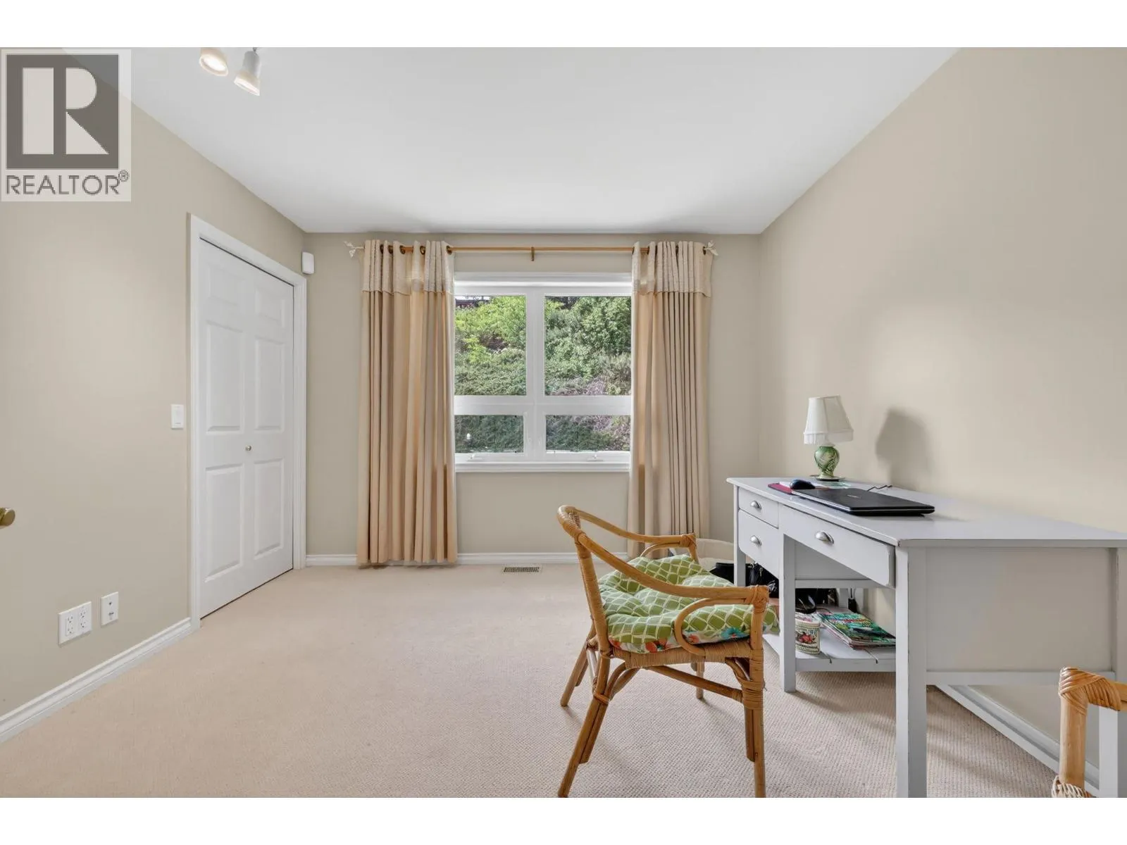 6226 Heighway Lane