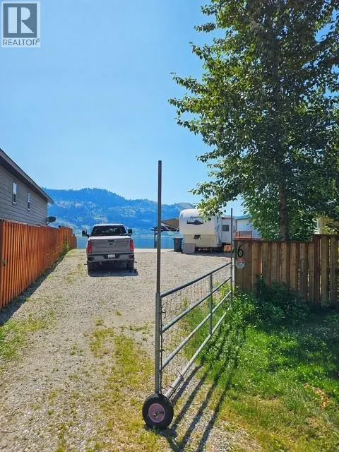 6 Goat Trail Road