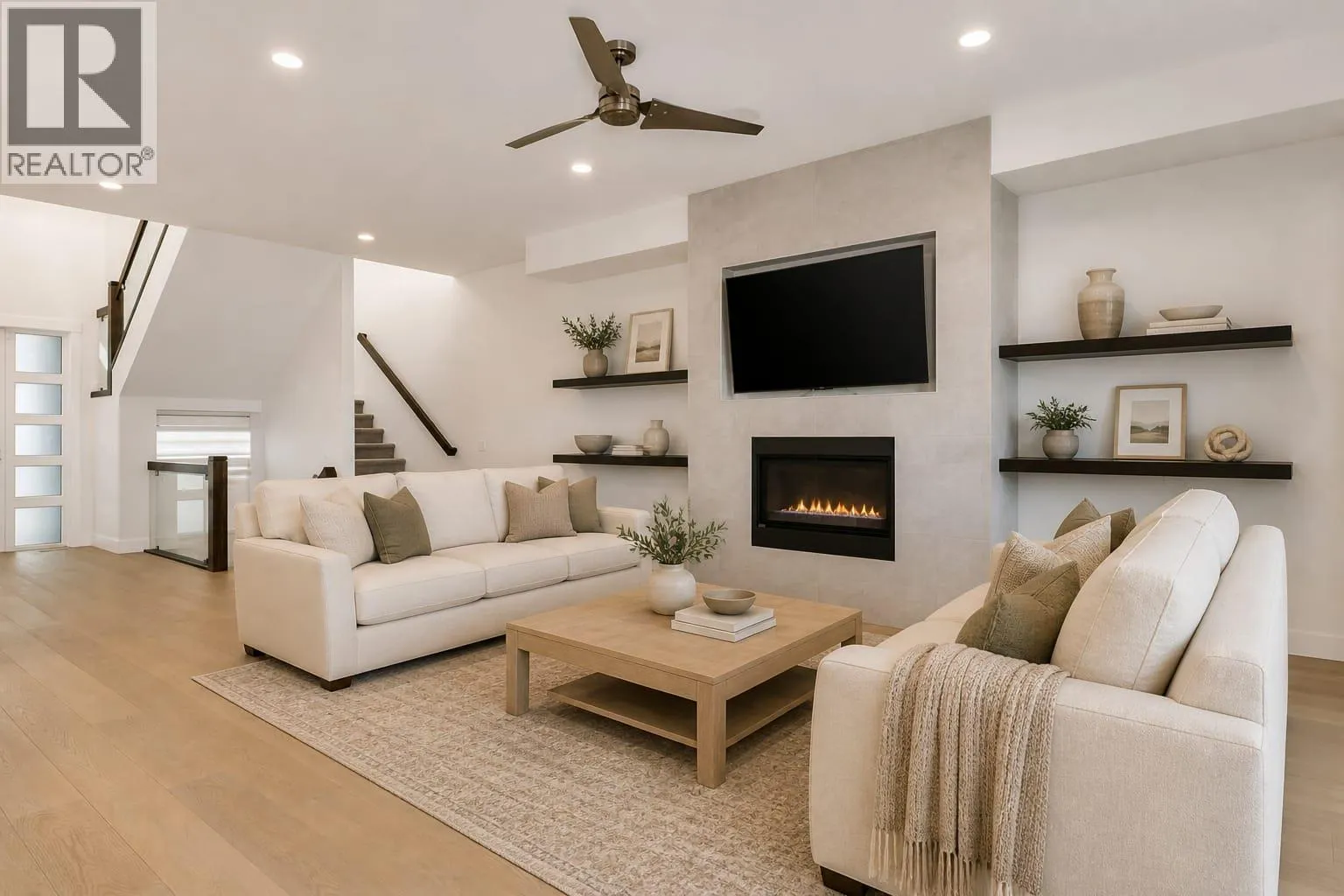 5624 Mountainside Drive
