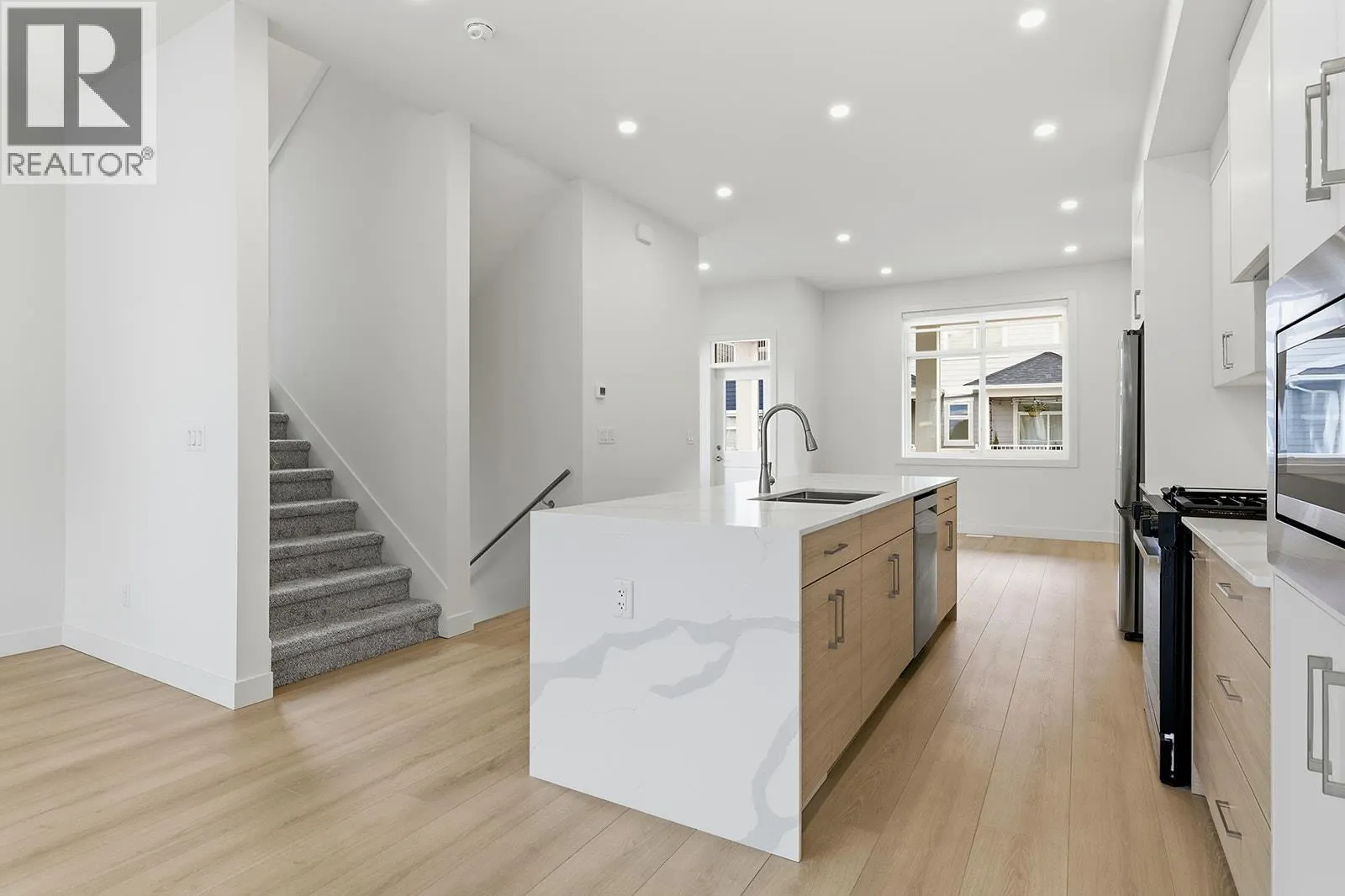 5300 Main Street Unit# 115