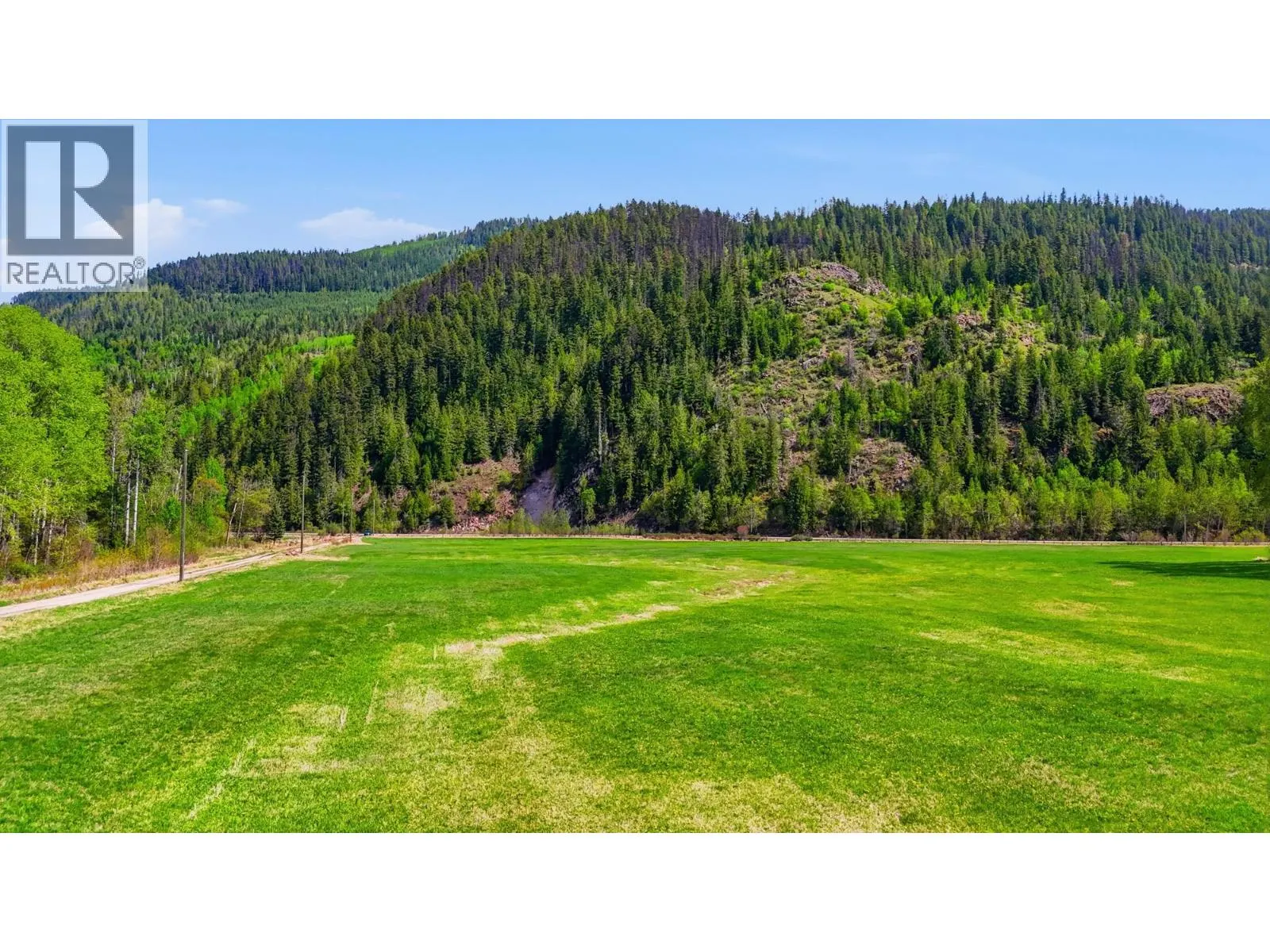 000 Lumby Mabel lake Road