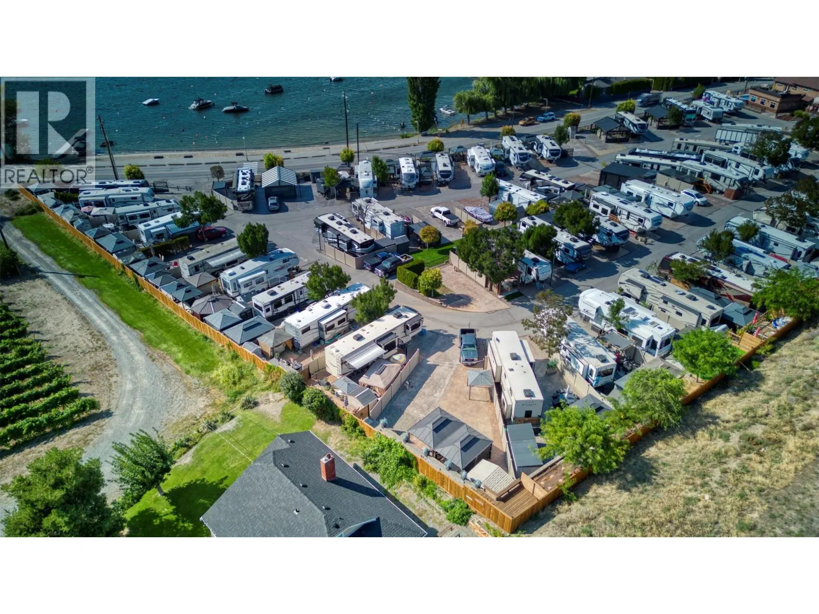 3207 LAKESHORE Drive Unit# 26