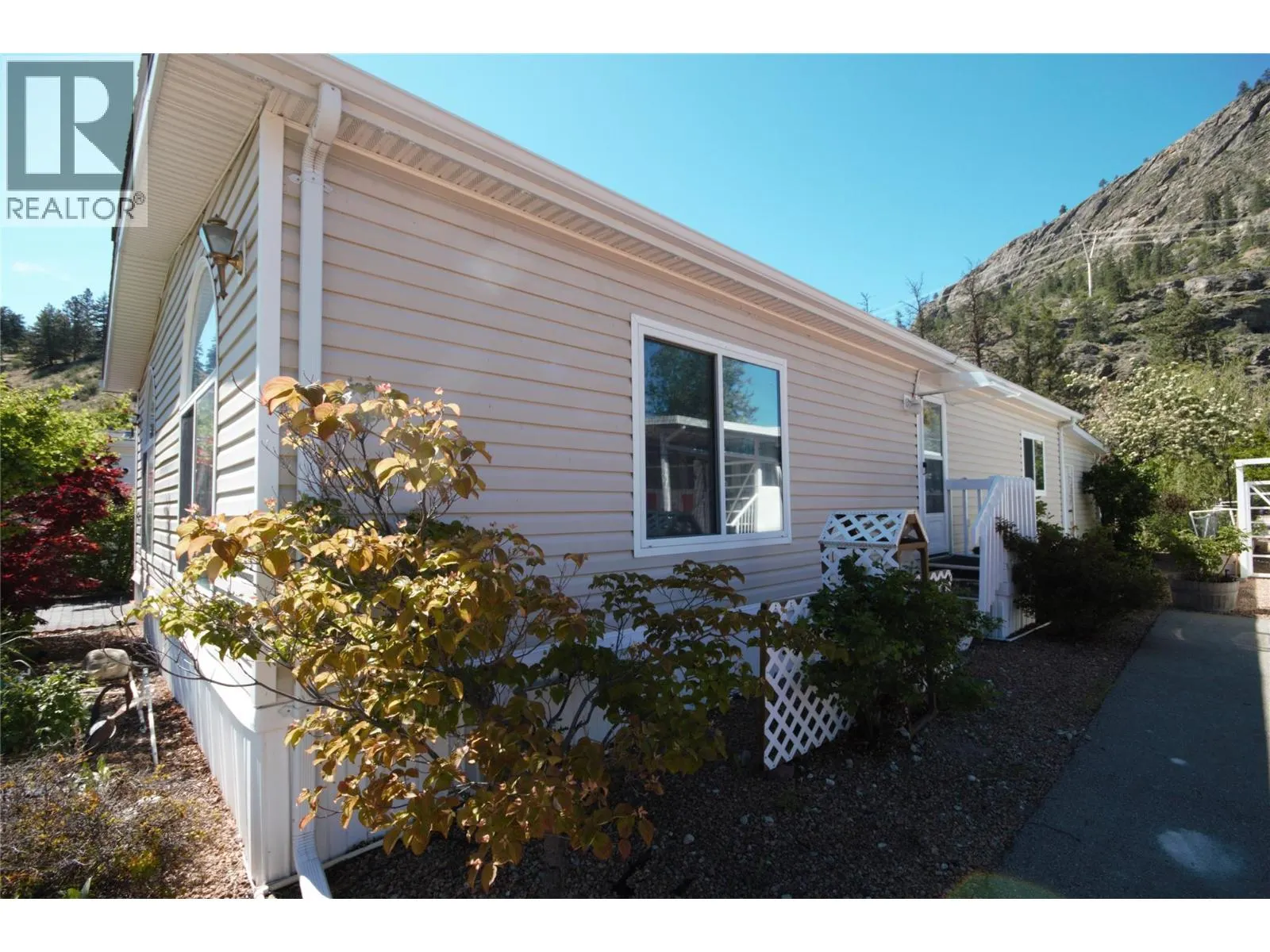 8598 Highway 97 Unit# 15