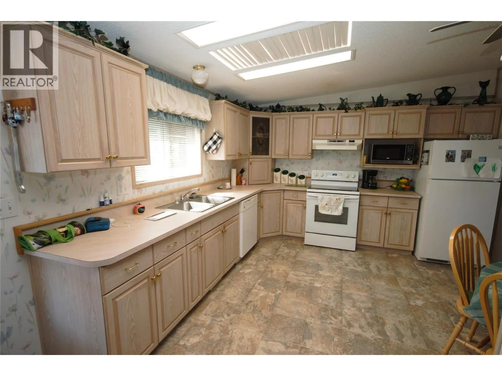 8598 Highway 97 Unit# 15