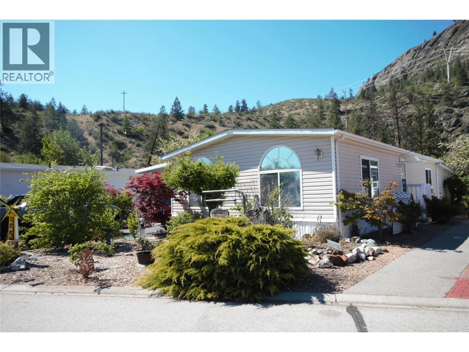 8598 Highway 97 Unit# 15