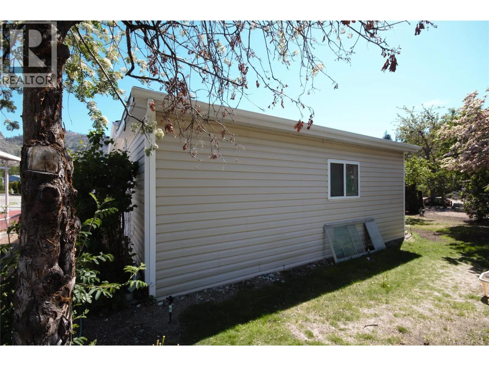8598 Highway 97 Unit# 15