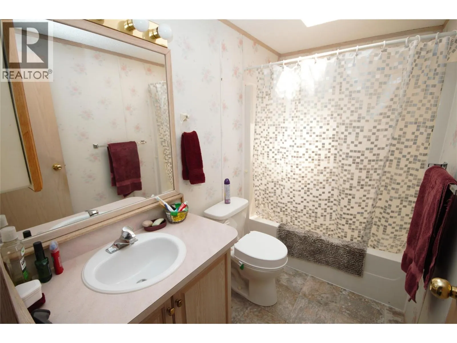 8598 Highway 97 Unit# 15