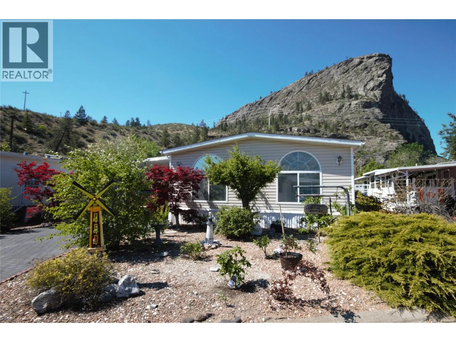 8598 Highway 97 Unit# 15