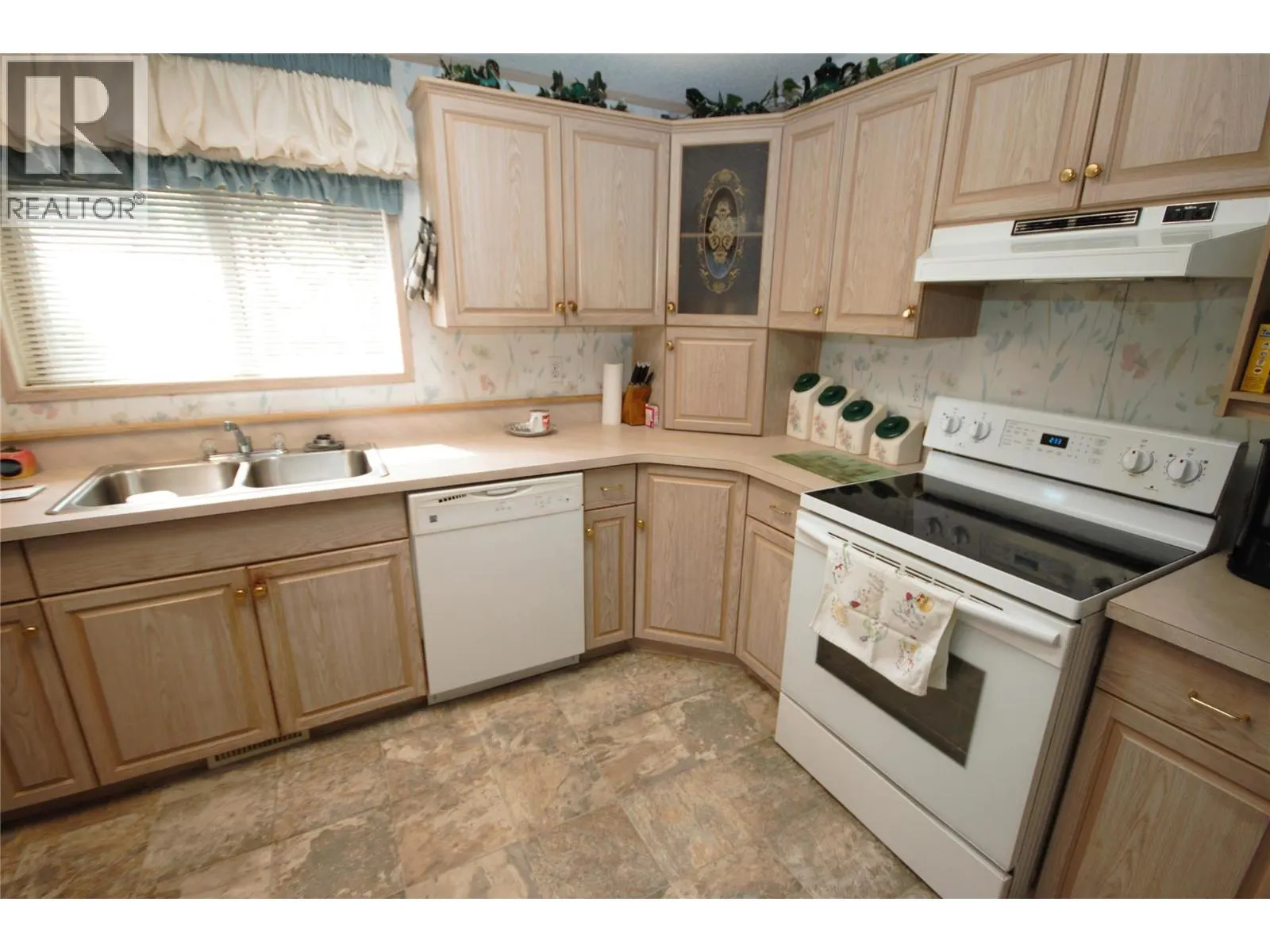 8598 Highway 97 Unit# 15