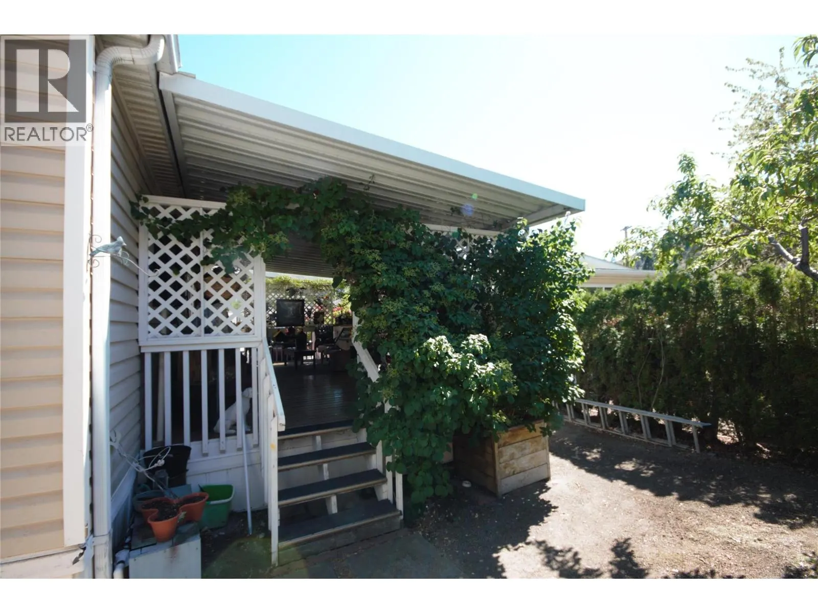 8598 Highway 97 Unit# 15
