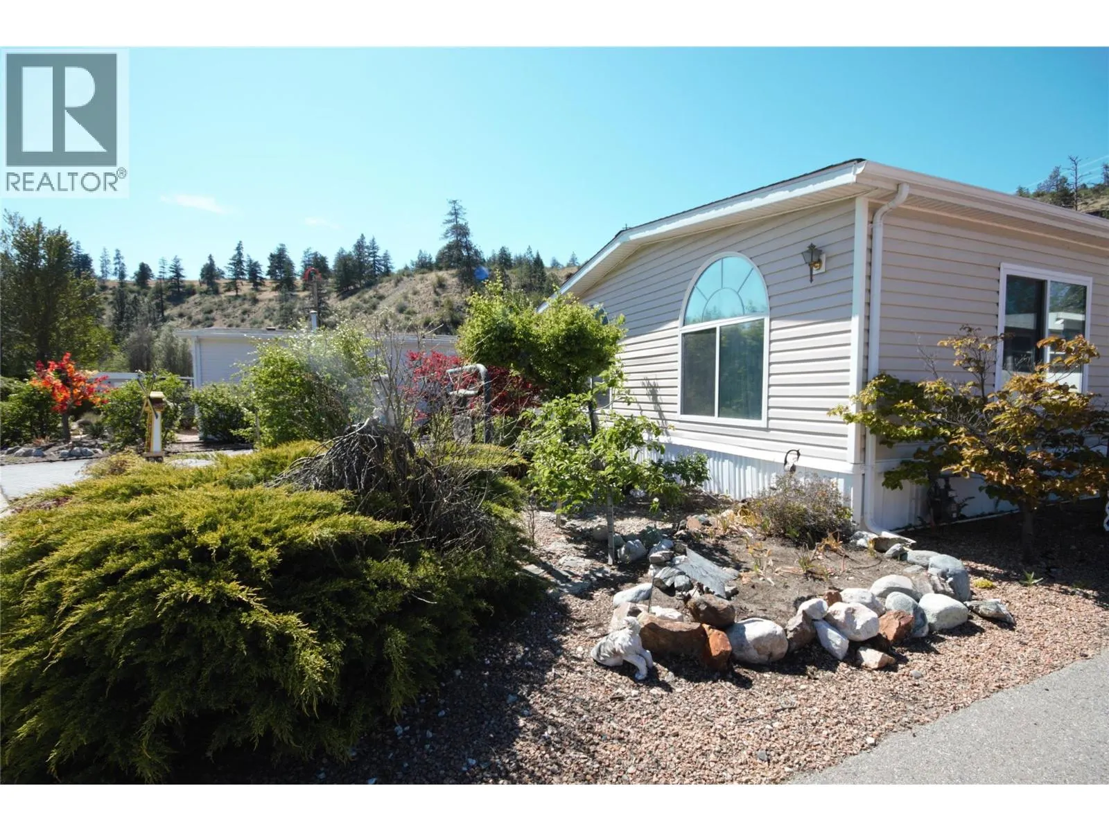 8598 Highway 97 Unit# 15