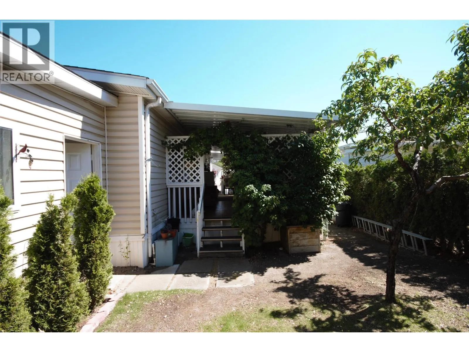 8598 Highway 97 Unit# 15