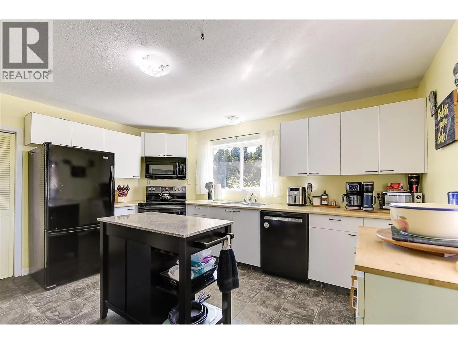 725 Fraser Road