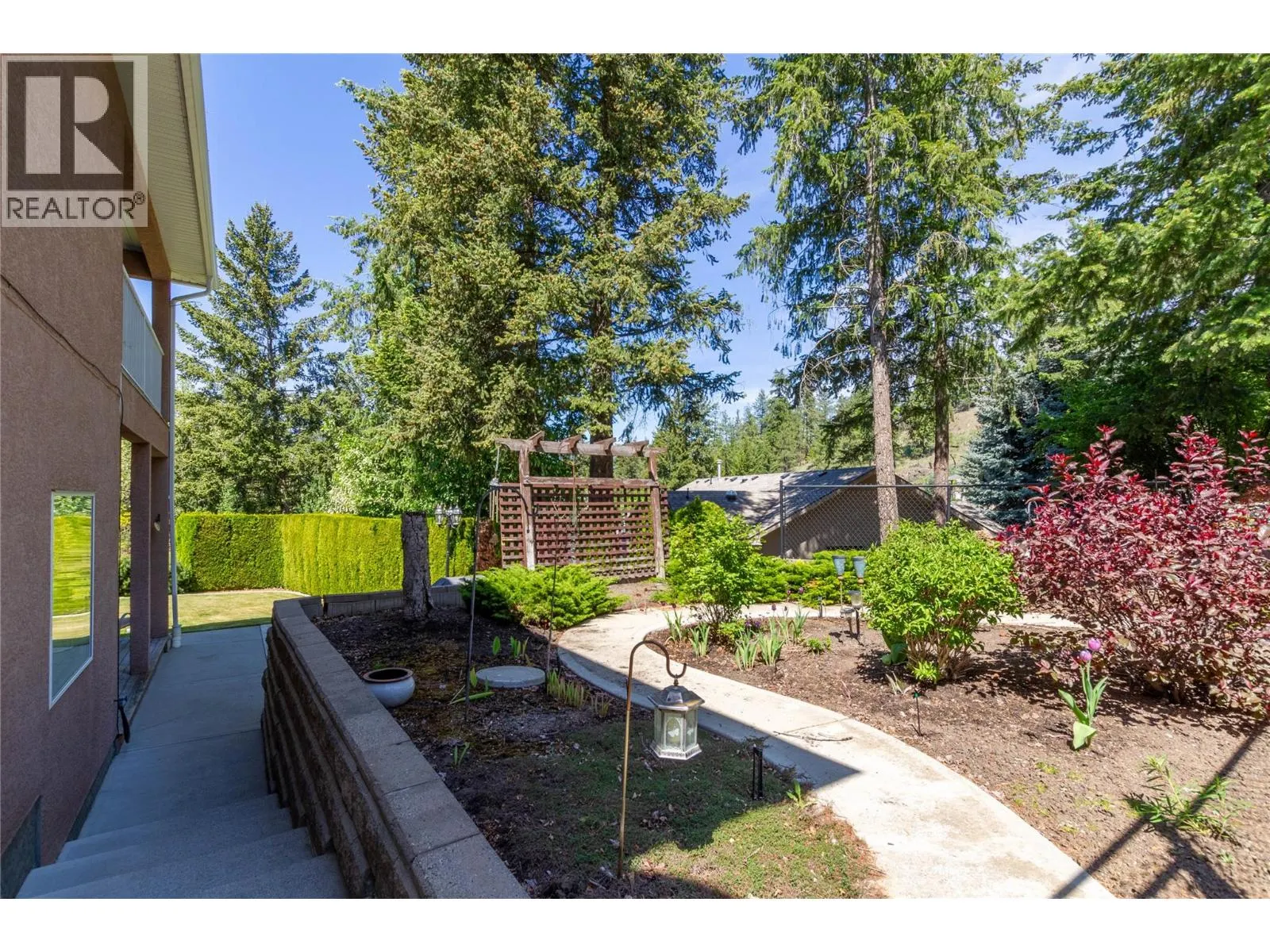 35 Peregrine Way