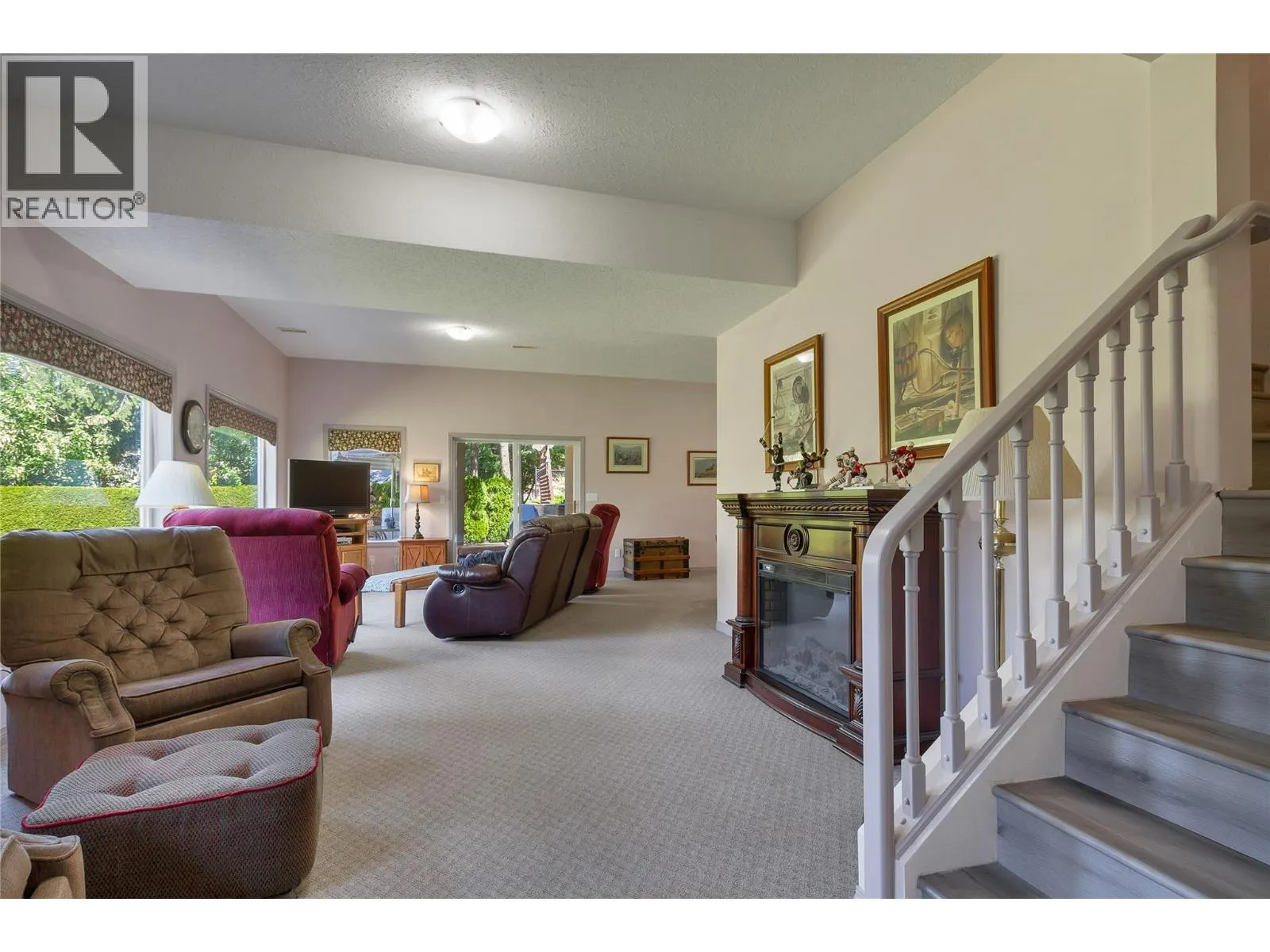 35 Peregrine Way
