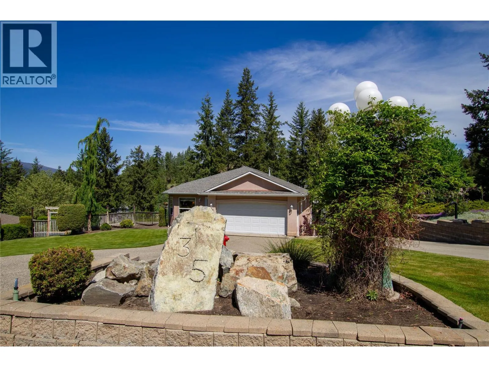35 Peregrine Way