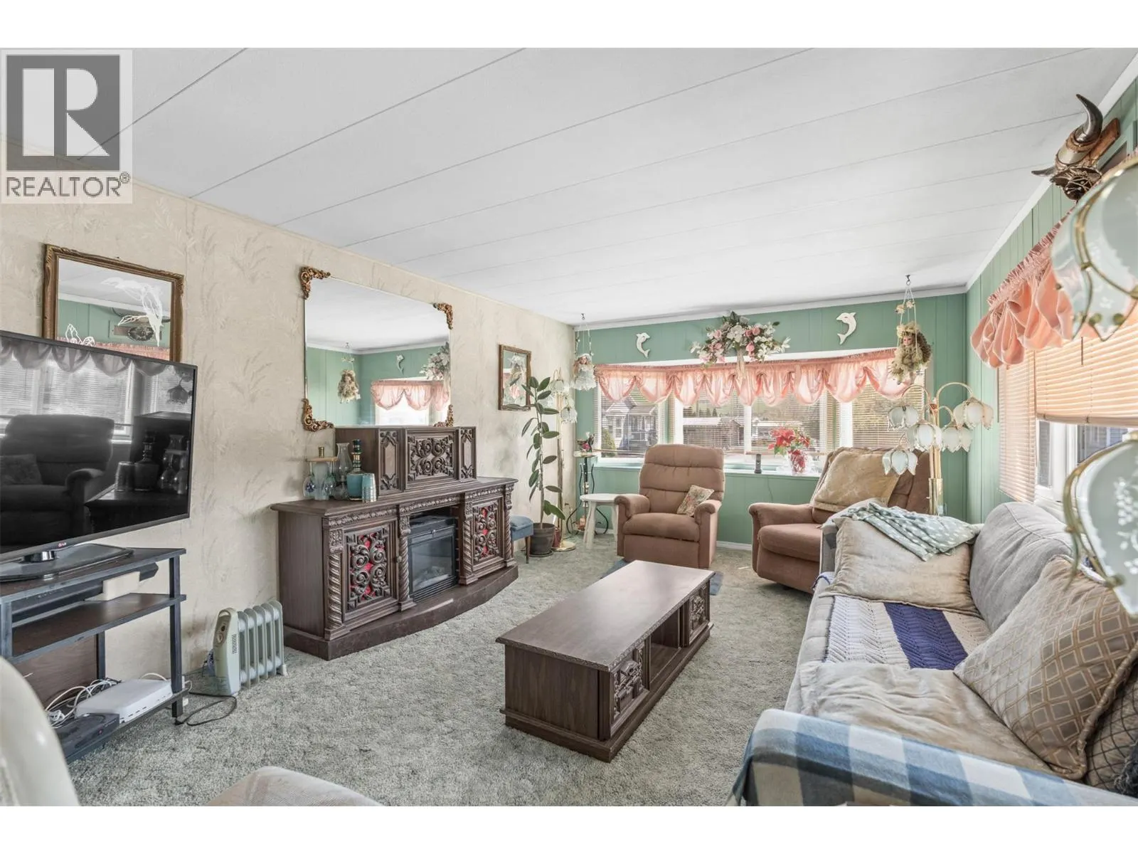 2727 Lakeshore Road Unit# 36