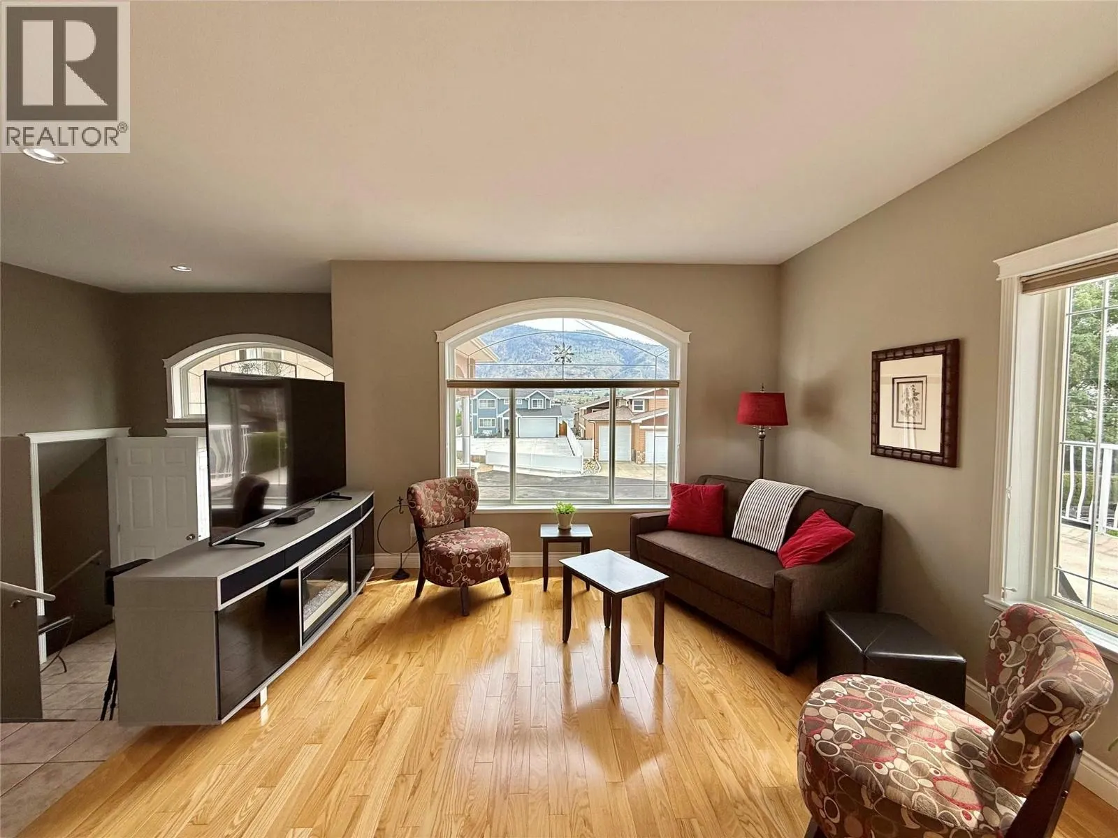 18 Magnolia Place