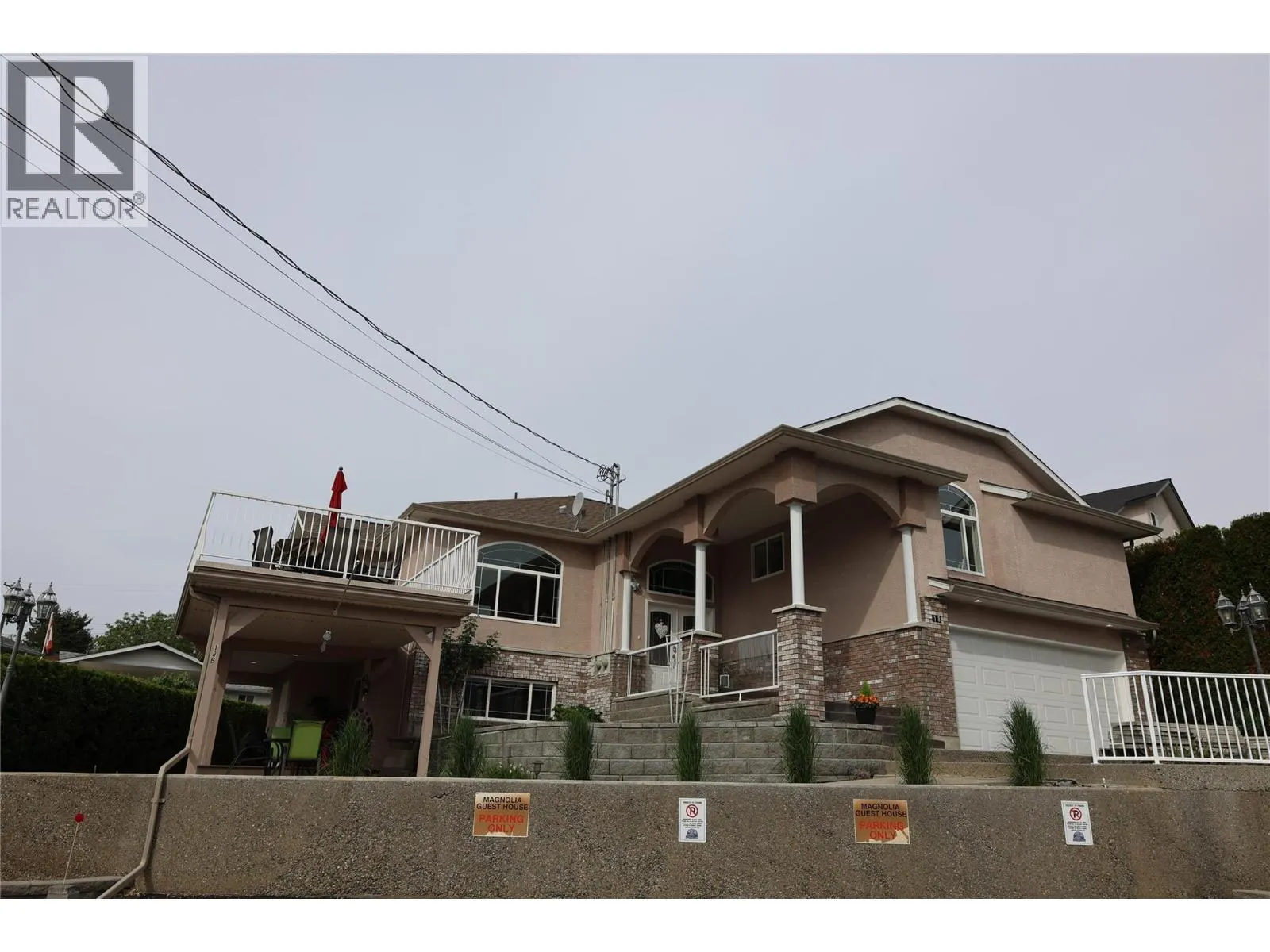 18 Magnolia Place