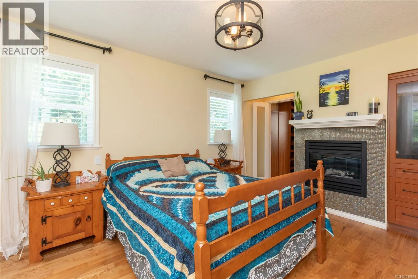2956 Ridgeway Rd