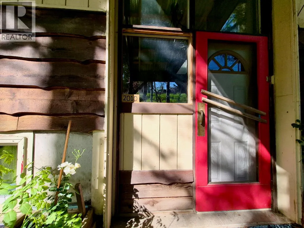 2010 CREEK Street