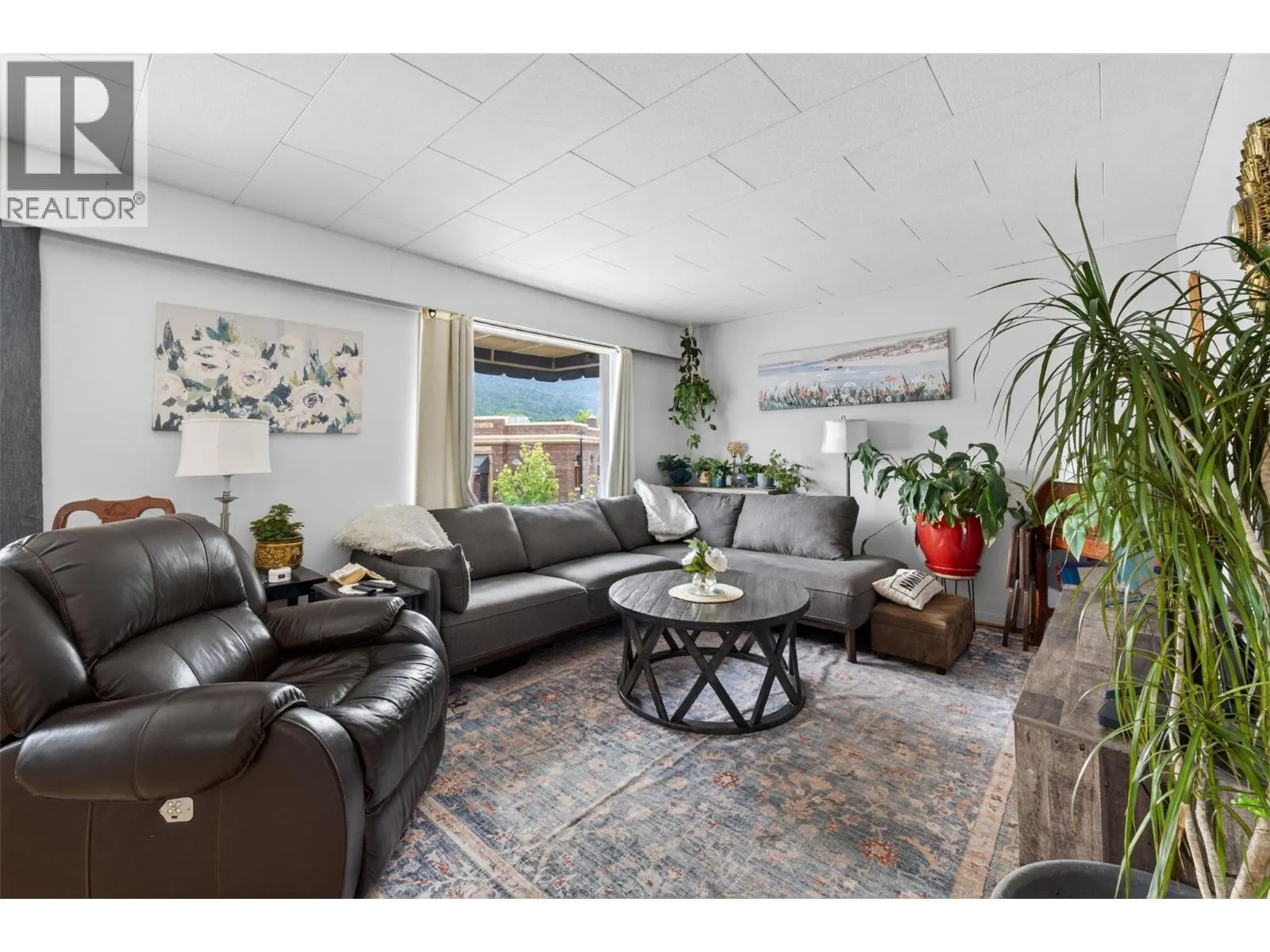 81 Hudson Avenue NE