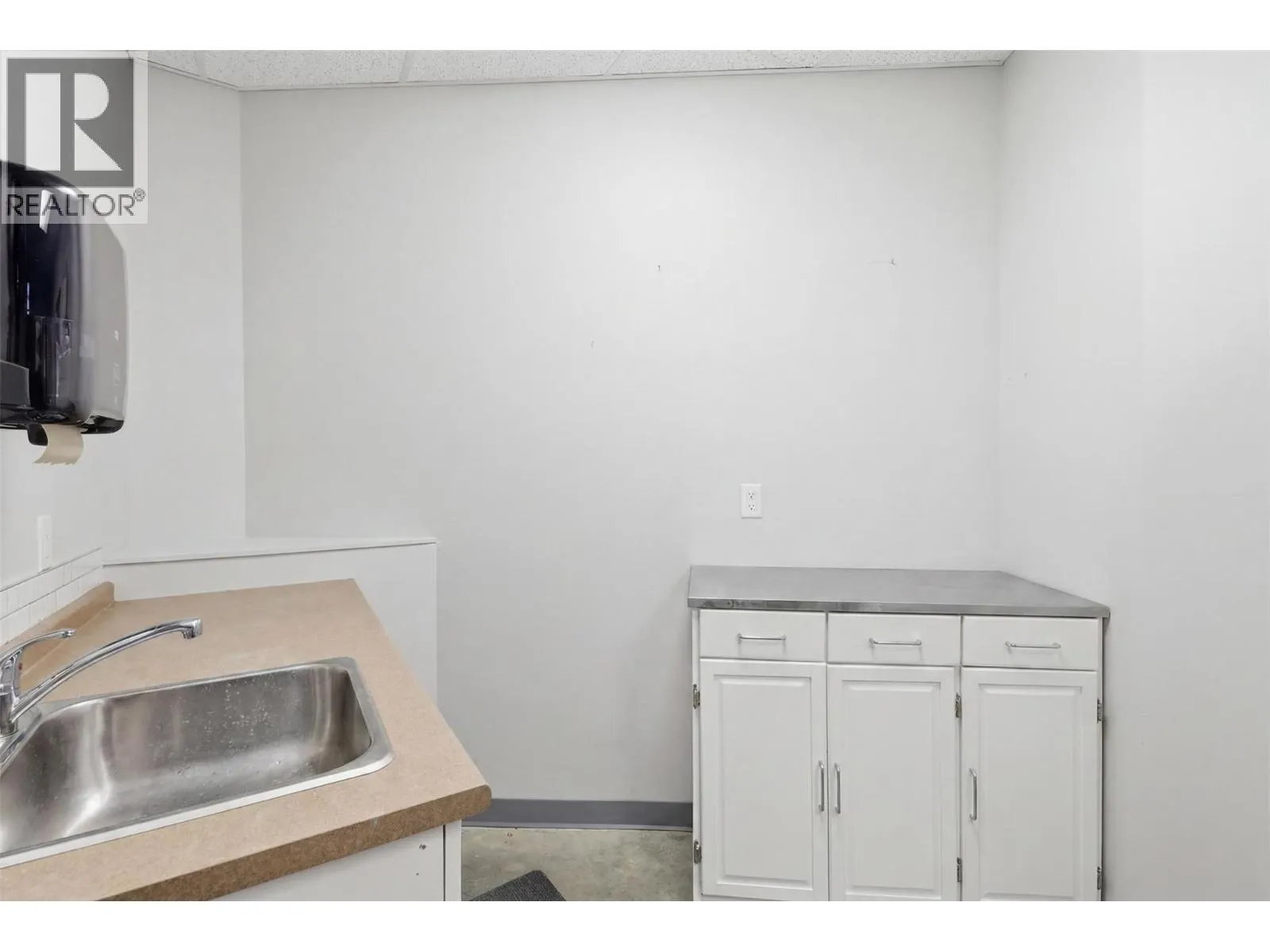 1410 PEARSON Place Unit# 103