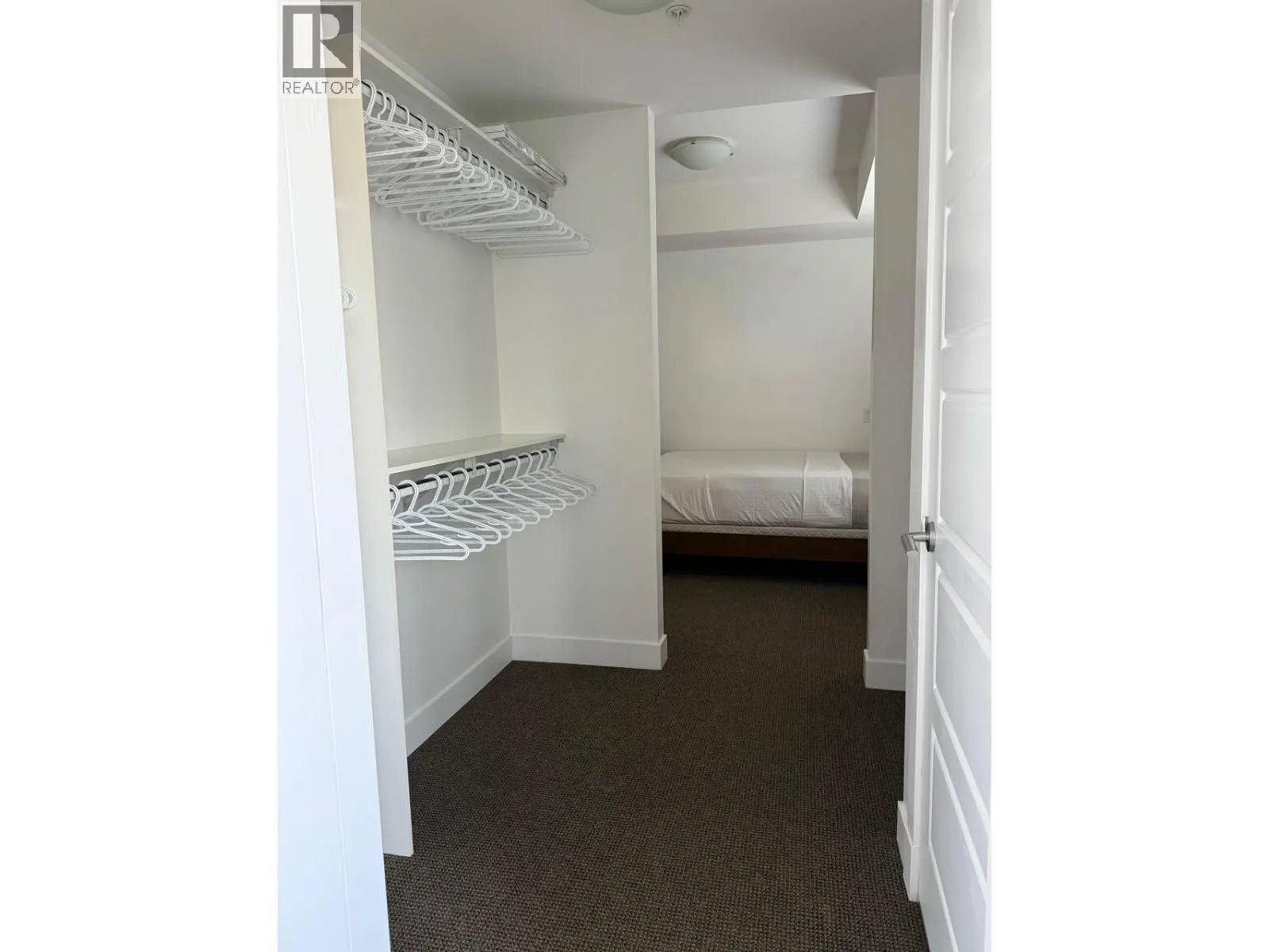 975 Academy Way Unit# 216