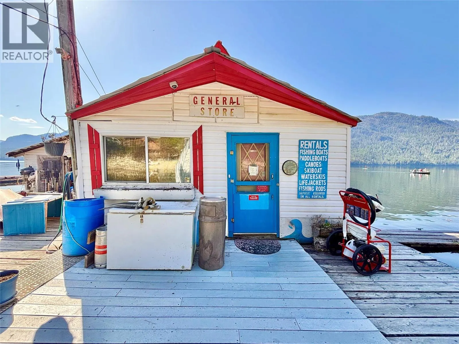 3614 Lumby Mabel Lake Road