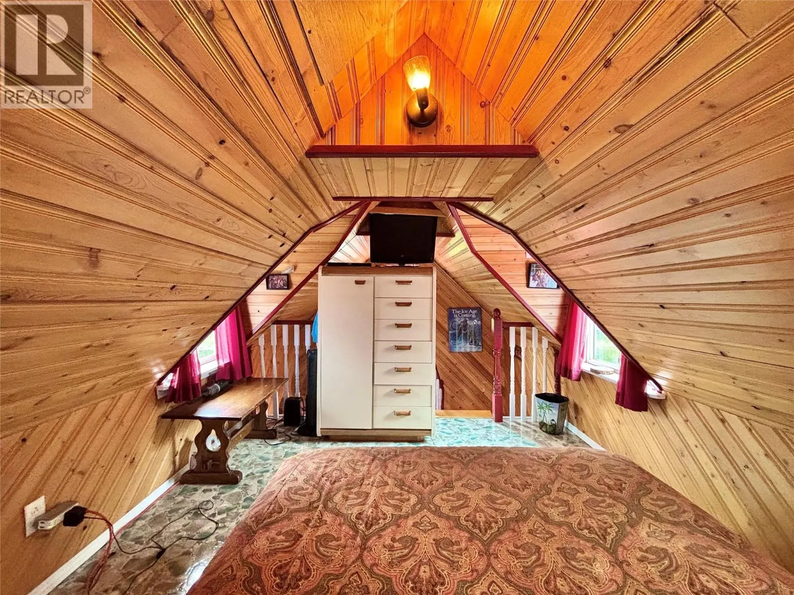 3614 Lumby Mabel Lake Road