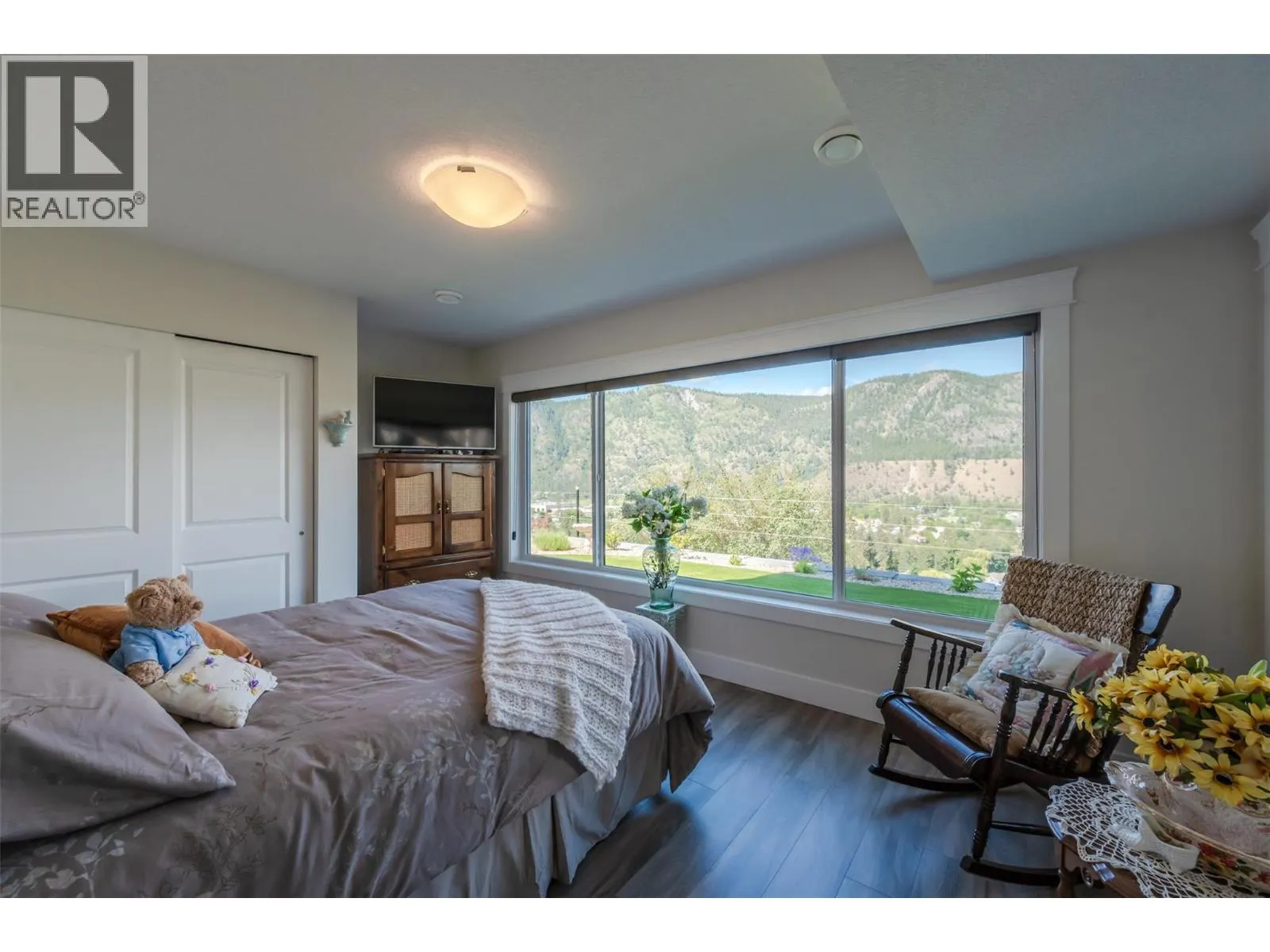 4400 McLean Creek Road Unit# 145