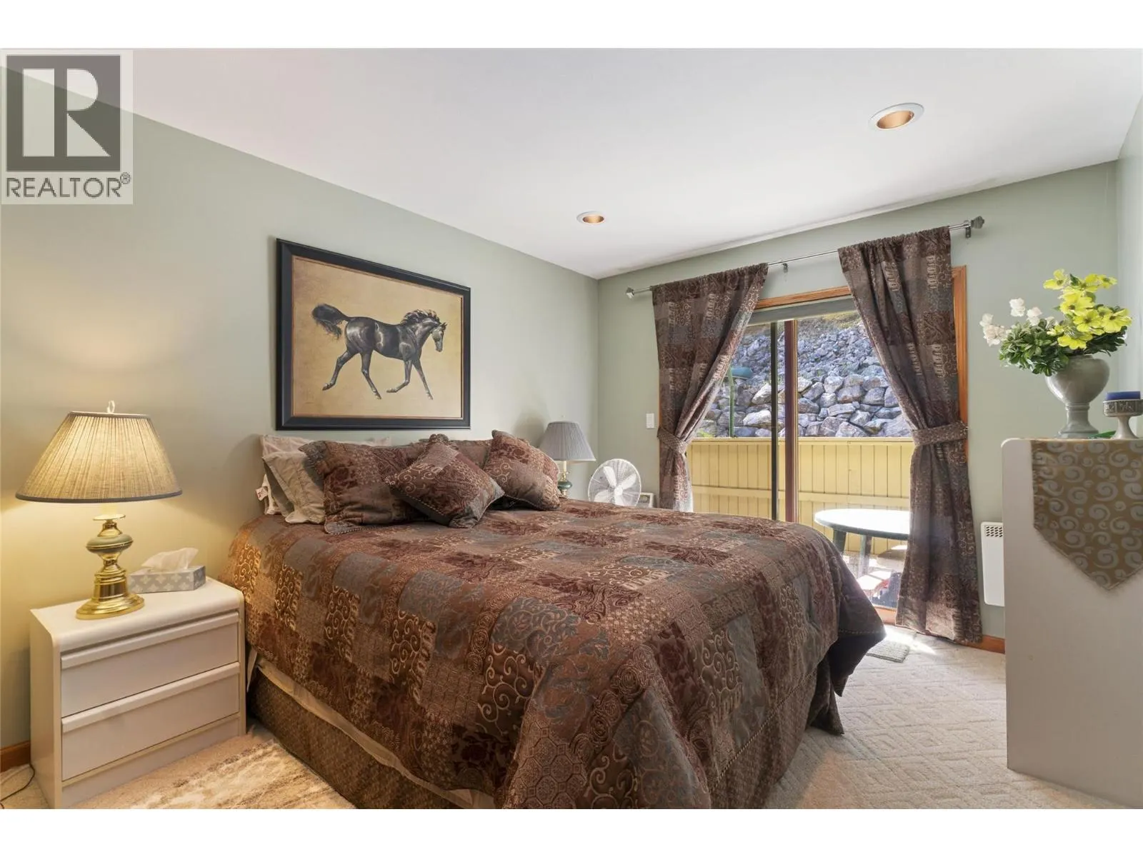 2924 Eagle Bay Road Unit# 1 to 5