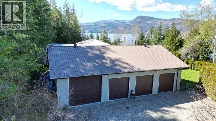 2924 Eagle Bay Road Unit# 1 to 5