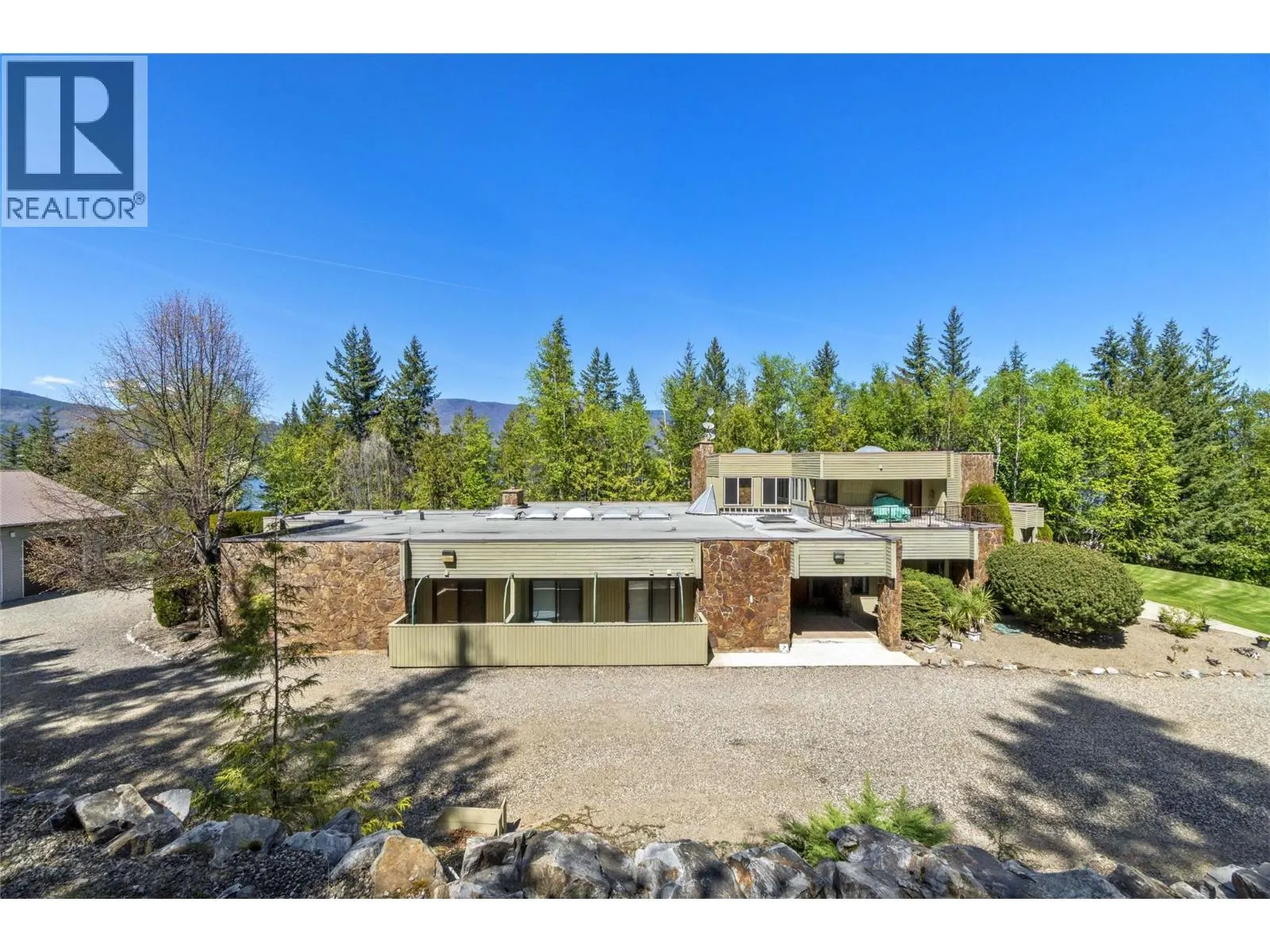 2924 Eagle Bay Road Unit# 1 to 5