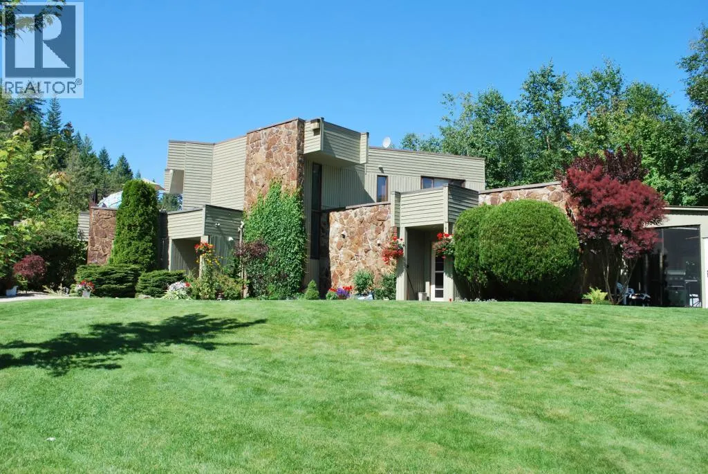 2924 Eagle Bay Road Unit# 1 to 5