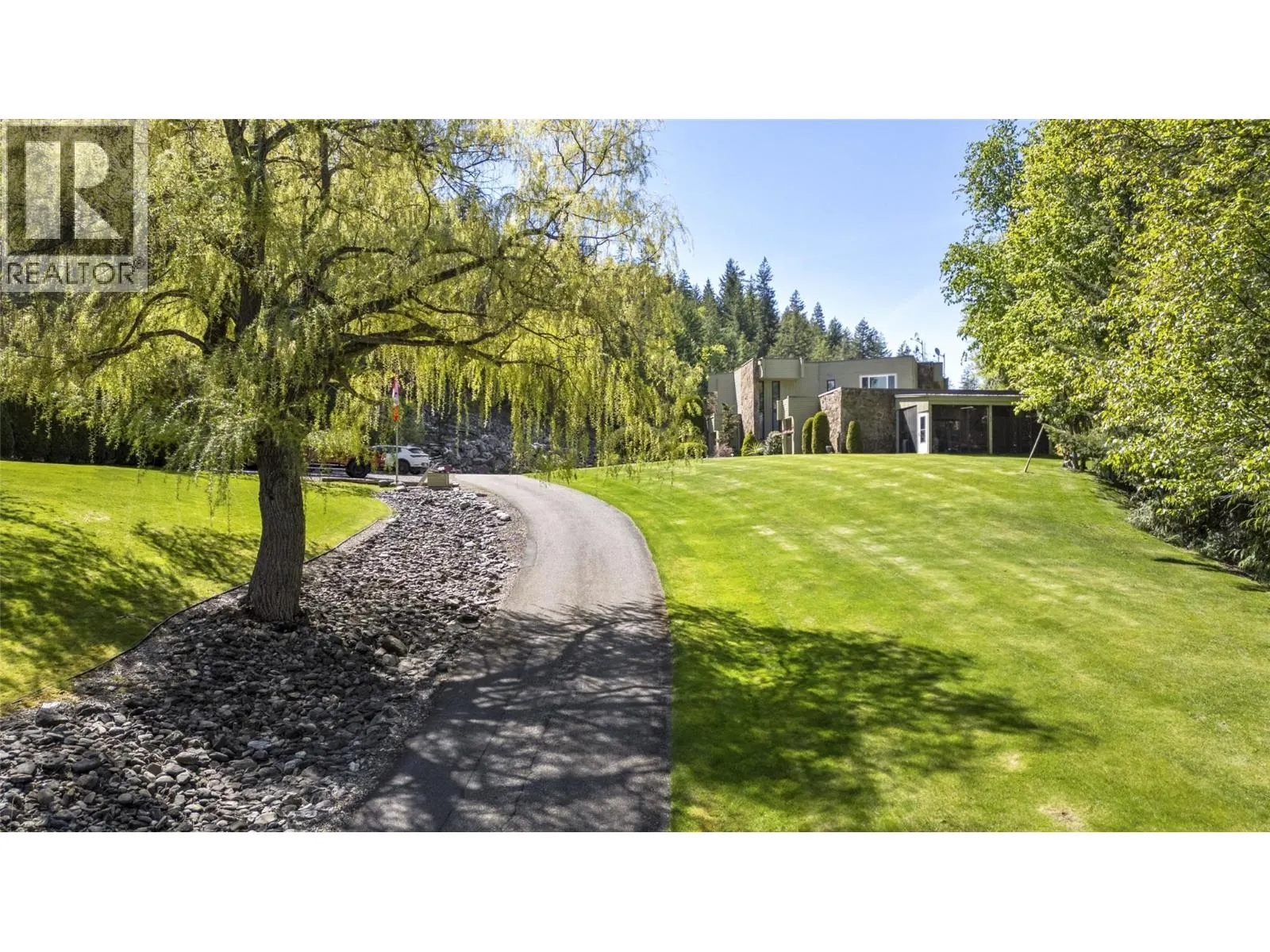 2924 Eagle Bay Road Unit# 1 to 5